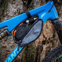 Blackburn Outpost corner bag